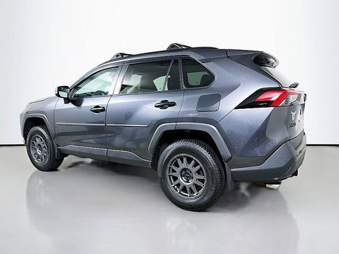 Used 2020 Toyota RAV4 XLE w/ Convenience Package image 5