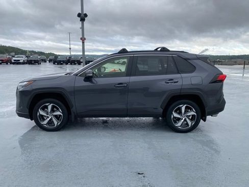 Used 2025 Toyota RAV4 XLE w/ Convenience Package AWD/4WD image 5