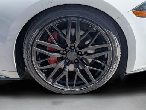 Used 2021 Ford Mustang GT Premium w/ Equipment Group 401A image 9