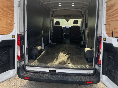Used 2020 Ford Transit 250 Medium Roof w/ Interior Upgrade Package RWD image 4