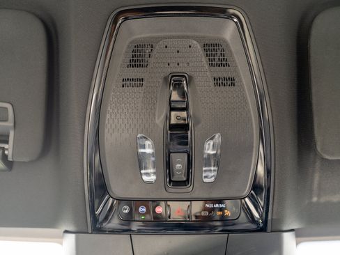Used 2024 Cadillac Lyriq Luxury RWD image 29