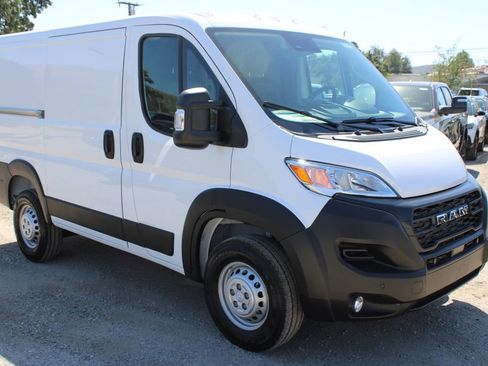 New 2026 RAM ProMaster 1500 w/ Safety Group FWD image 3