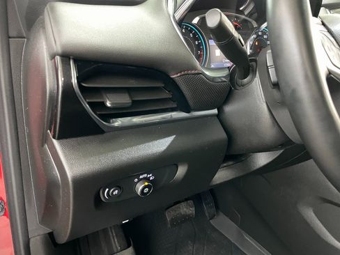 Used 2023 Chevrolet Traverse RS w/ LPO, Floor Liner Package image 28