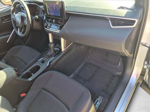 Used 2025 Toyota Corolla Cross AWD Hybrid image 19