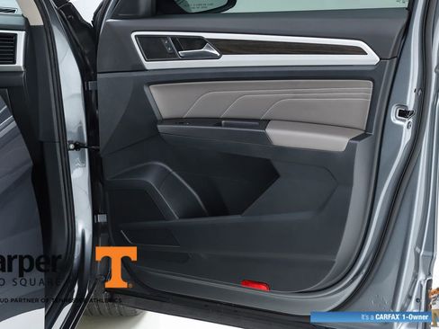Used 2023 Volkswagen Atlas SE w/ Black Wheel Package FWD image 32
