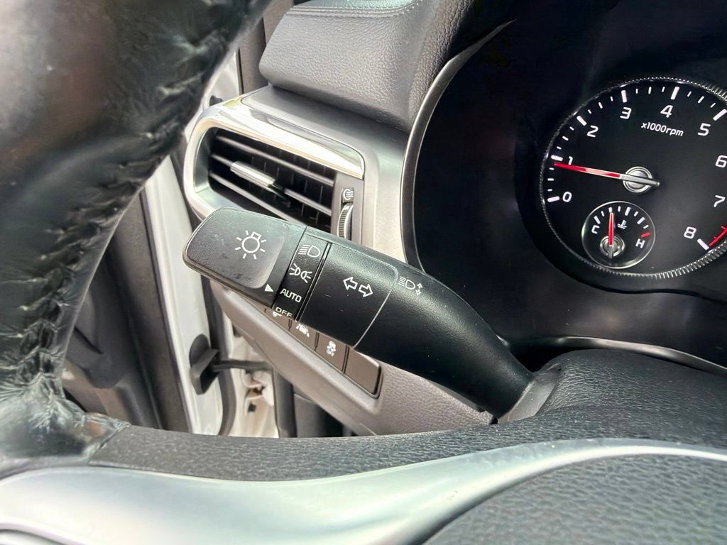 Used 2022 Kia Telluride S AWD/4WD image 30