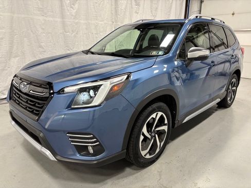 Used 2022 Subaru Forester Touring w/ Popular Package #2 AWD/4WD image 3