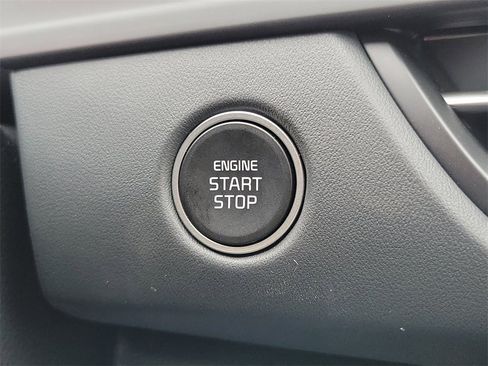 New 2025 Kia Seltos SX w/ SX Sunroof Package image 12