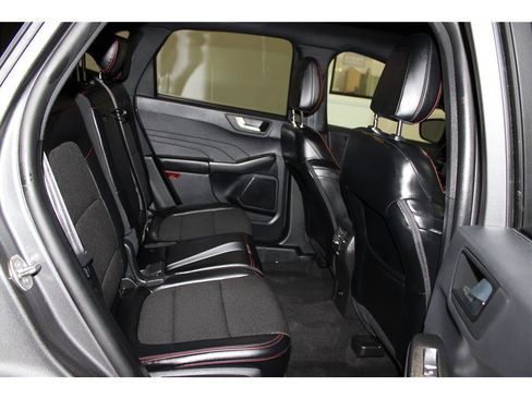 Used 2025 Ford Escape ST-Line image 22