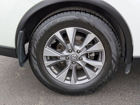 Used 2017 Nissan Murano SV w/ Premium Plus Package image 25