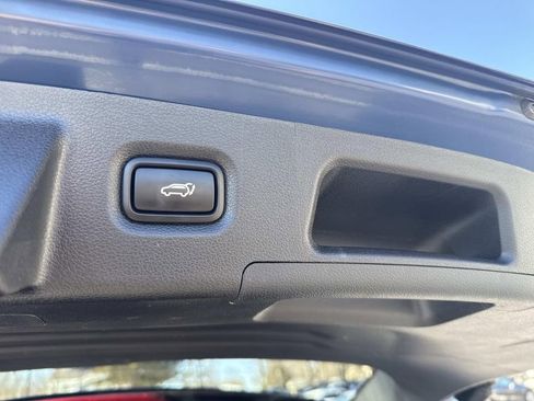 Used 2023 Hyundai Santa Fe SEL w/ Premium Package image 8