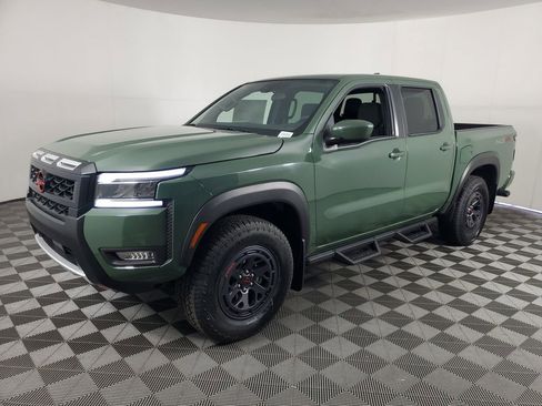 New 2025 Nissan Frontier PRO-4X image 8