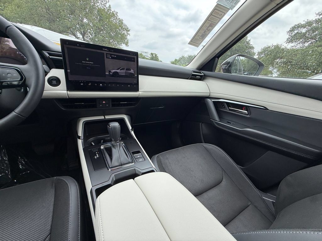 New 2026 MAZDA CX-5 Preferred AWD/4WD image 15