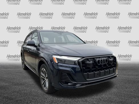 Used 2025 Audi Q7 Premium Plus w/ Premium Plus Package image 2