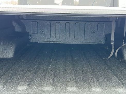 Used 2024 Jeep Gladiator Mojave w/ Technology Group image 26