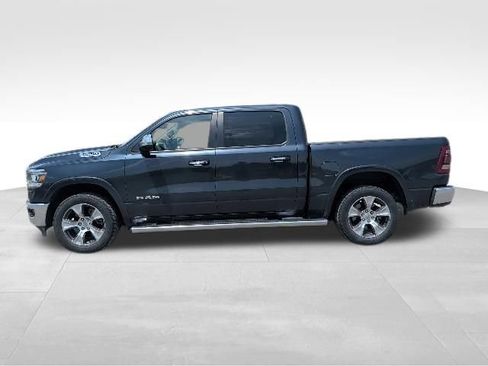 Used 2019 RAM 1500 Laramie AWD/4WD image 6