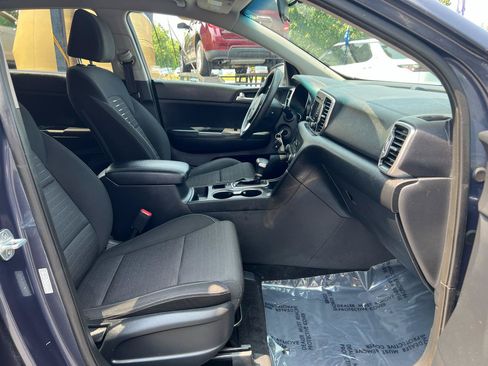 Used 2018 Kia Sportage LX AWD/4WD image 16