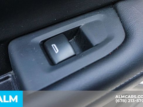 Used 2025 Chevrolet Suburban Z71 AWD/4WD image 53
