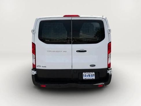 Used 2018 Ford Transit 150 130 Low Roof RWD image 4