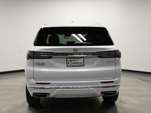 New 2026 Buick Enclave Avenir image 6