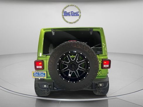 Used 2019 Jeep Wrangler Unlimited Sahara w/ Uconnect 4C Nav & Sound Group AWD/4WD image 6