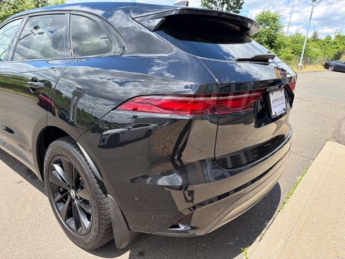 Certified 2026 Jaguar F-PACE R-Dynamic S AWD/4WD image 15