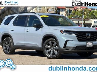 Used 2025 Honda Pilot Sport video 1