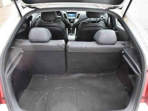 Used 2015 Hyundai Veloster RE:FLEX Edition image 30