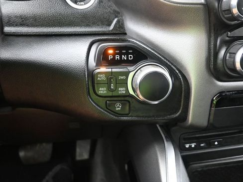 Used 2019 RAM 1500 Big Horn AWD/4WD image 18