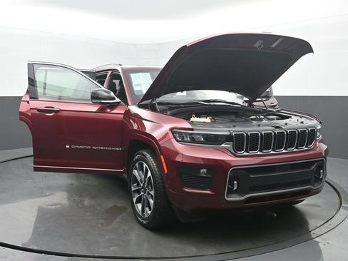 Used 2023 Jeep Grand Cherokee L Overland AWD/4WD image 56