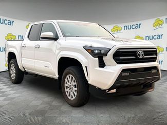 Used 2024 Toyota Tacoma SR5 AWD/4WD video 1