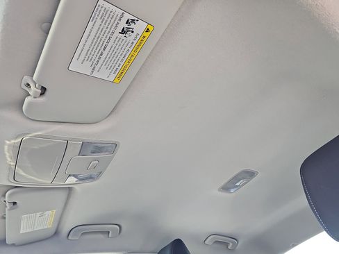 Used 2023 Kia Forte LXS image 30