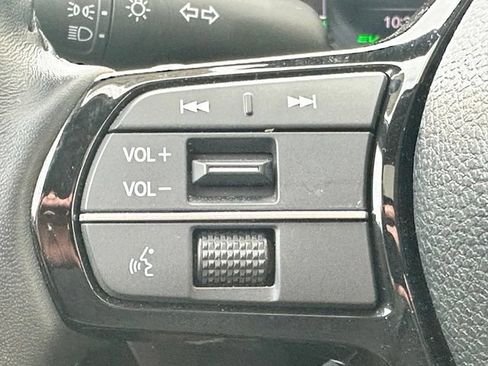 Used 2024 Honda Accord Touring image 10