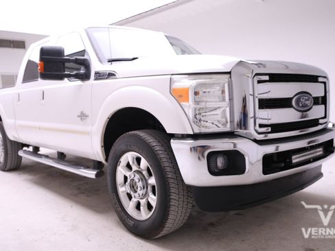 Used 2015 Ford F250 Lariat w/ Lariat Ultimate Package image 7