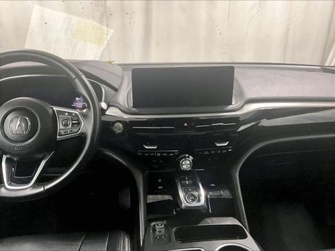 Used 2025 Acura MDX SH-AWD image 19
