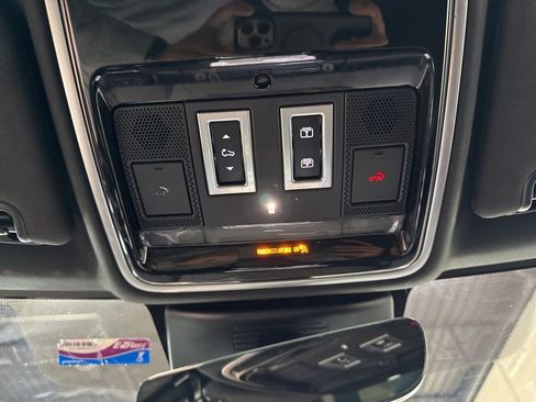 Used 2019 Land Rover Range Rover HSE AWD/4WD image 24