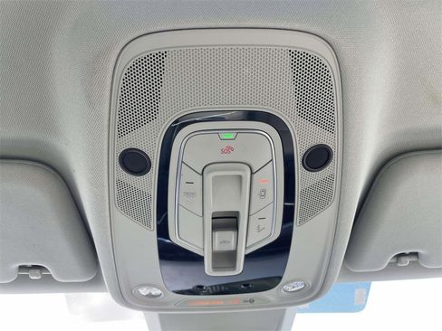 Used 2024 Audi A6 Premium Plus image 32