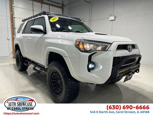 Used 2019 Toyota 4Runner TRD Off-Road Premium image 1