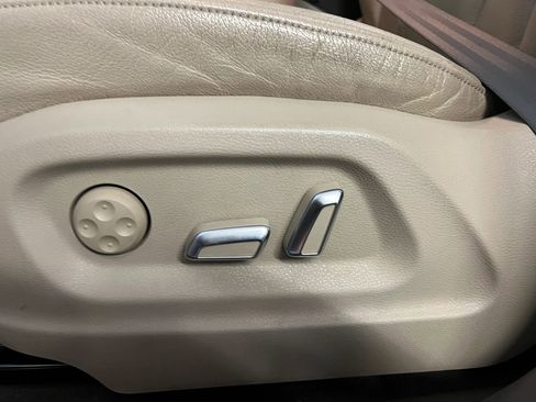 Used 2014 Audi Q5 2.0T Premium w/ Lighting Package image 11