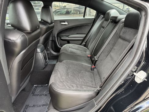 Used 2023 Dodge Charger Scat Pack w/ Plus Group RWD image 15