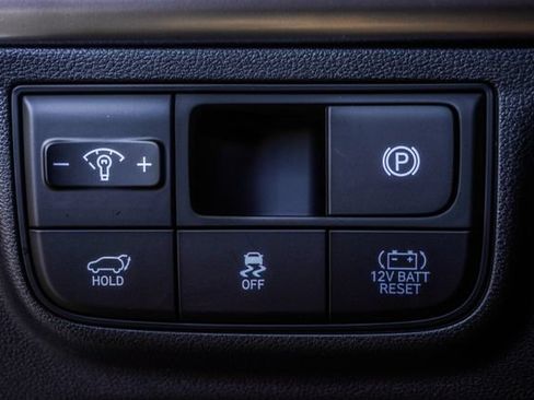 Certified 2025 Hyundai Tucson Blue AWD/4WD image 24