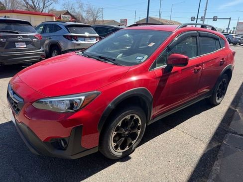 Used 2021 Subaru Crosstrek 2.0i Premium w/ Popular Package #3 AWD/4WD image 3
