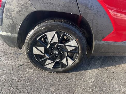 Used 2025 Hyundai Kona SEL image 6