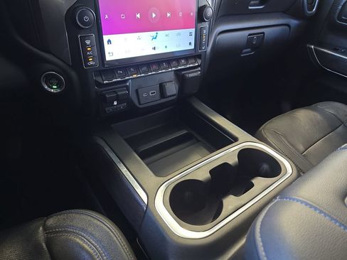 Used 2019 Chevrolet Silverado 1500 LTZ w/ LTZ Plus Package AWD/4WD image 25