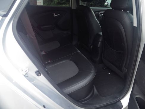 Used 2013 Hyundai Tucson GLS AWD/4WD image 14
