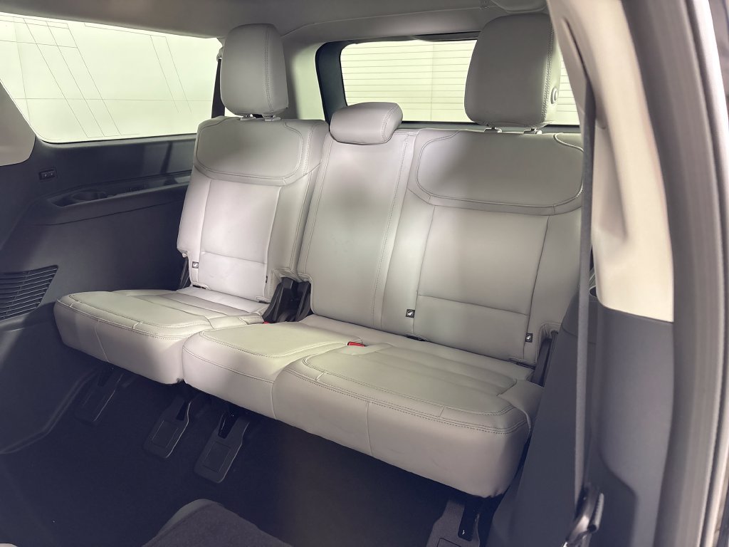 New 2027 Ford Expedition Max Active RWD image 31