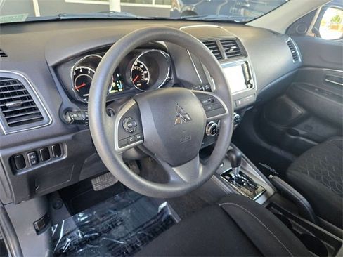 Used 2024 Mitsubishi Outlander Sport ES image 10