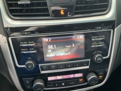 Used 2018 Nissan Altima 2.5 SL FWD image 14