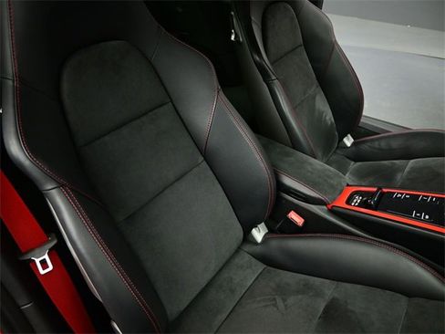 Used 2018 Porsche 911 GT3 image 24