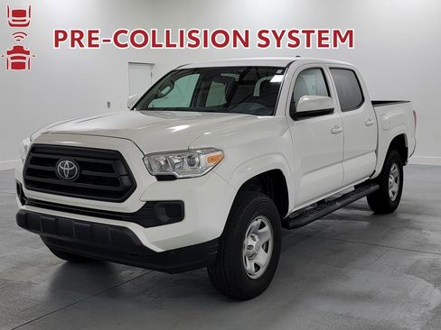 Used 2023 Toyota Tacoma SR AWD/4WD image 4